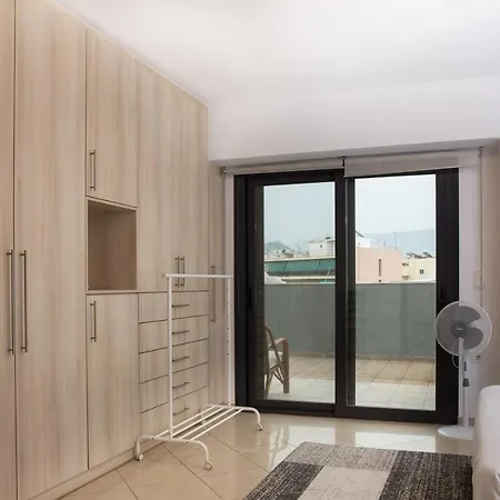 Spacious Modern Apartments With Great Rooftop View Athens Exterior photo